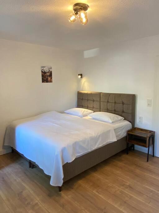 Nisay Home - 3 Room Apartment - A1 Ludwigsburg Exteriör bild